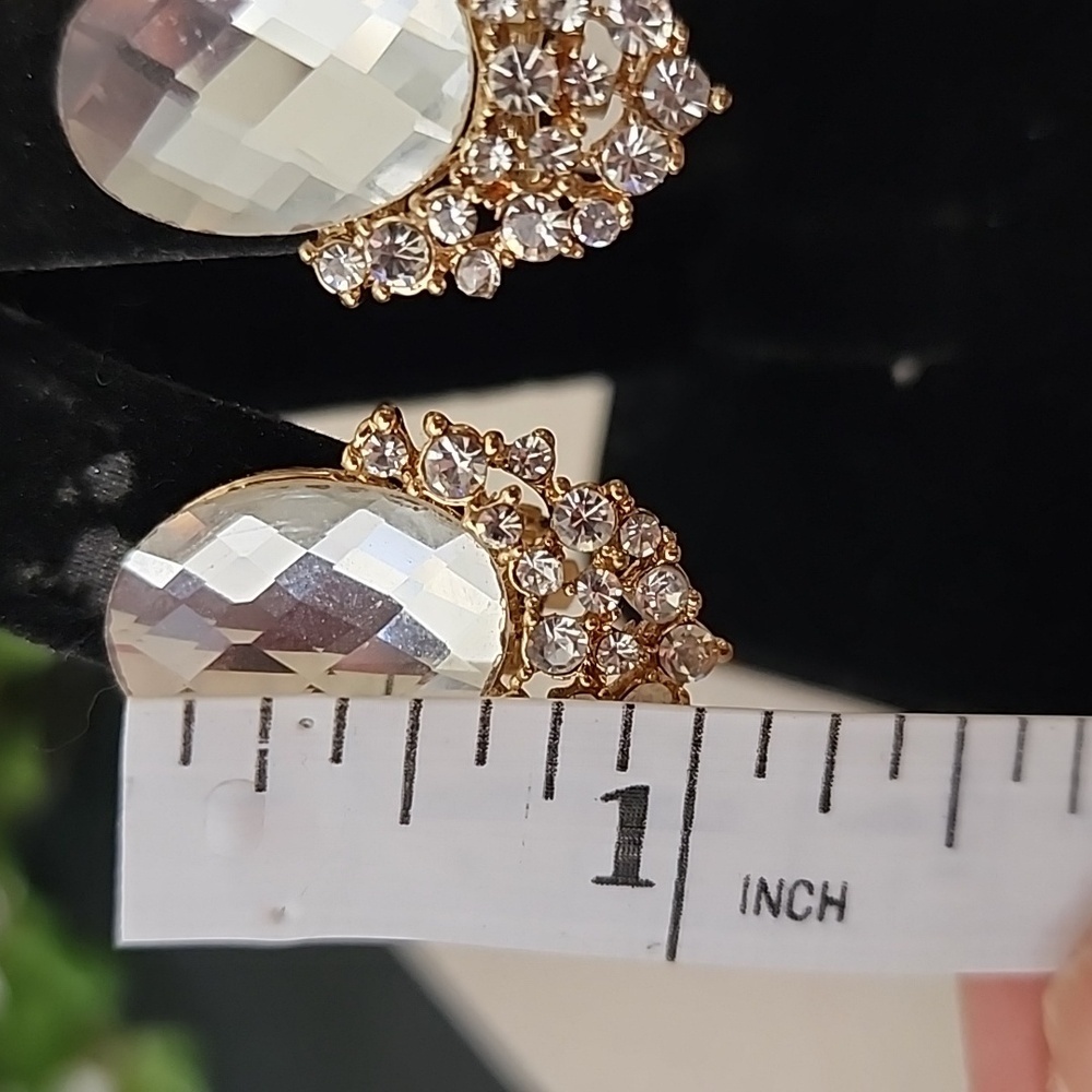 Elegant Gold and Crystal Clip on Earrings - Picture 6 of 6